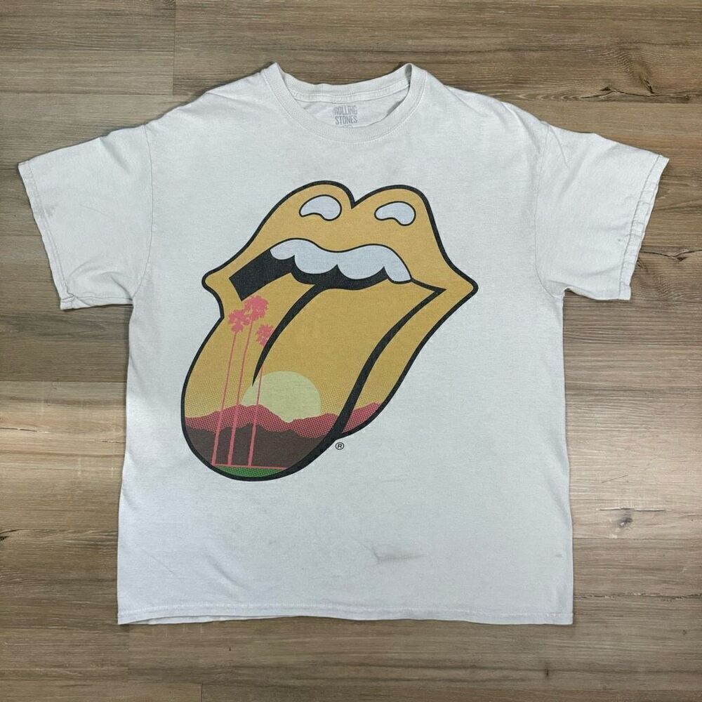 The Rolling Stones XL In The Desert Concert Tee 2016 White Palm Tree Lips Tongue